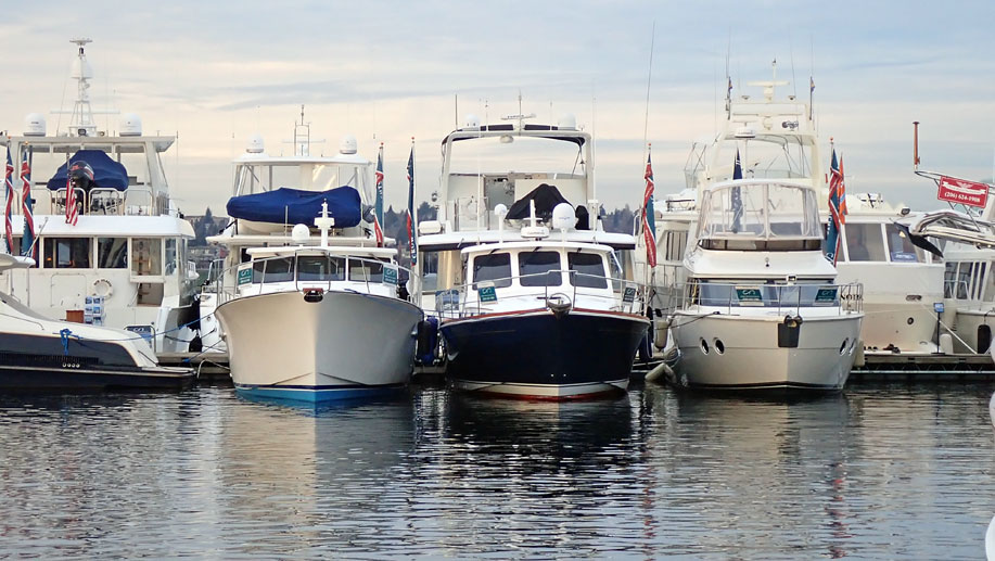 lake union boats show marina