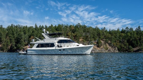 Hampton 490 Pilothouse