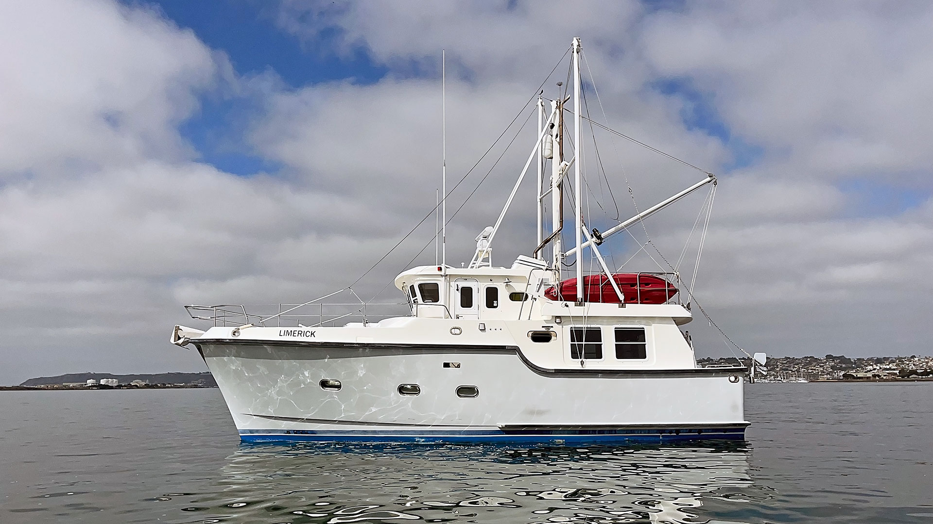 Trawler In Ocean Diamond Painting 